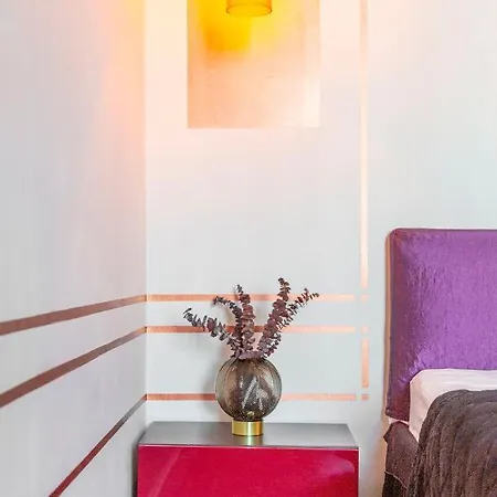 Exclusive & Stylish In The Heart Of Appartement *