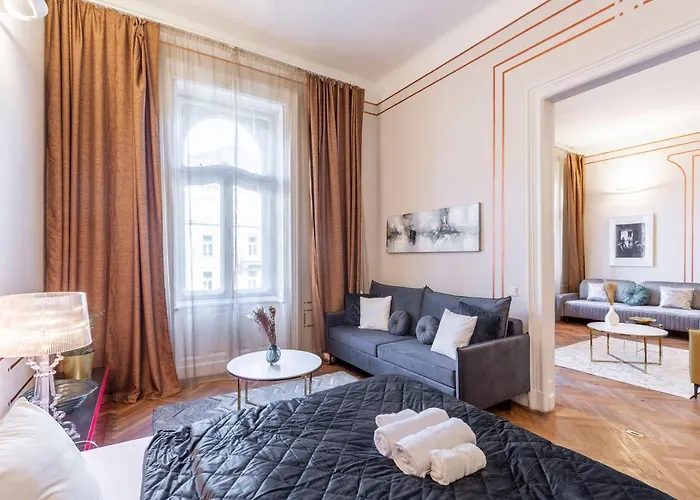 Exclusive & Stylish In The Heart Of Apartment